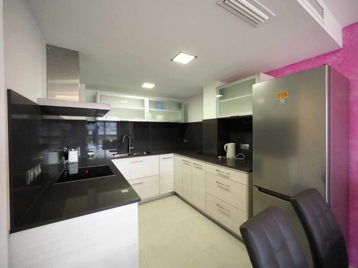 Inmosantos Oasis A3 Roses
